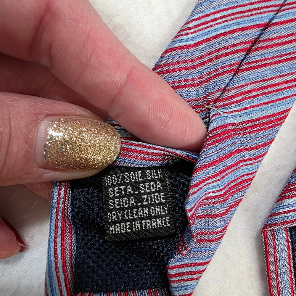 Thomas Pink London Mens Silk Tie Red Blue Grey Striped Made in France Classic